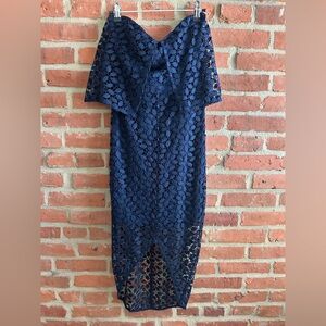 Chelsea28 Navy Eyelet Strapless Dresss. Size 4.